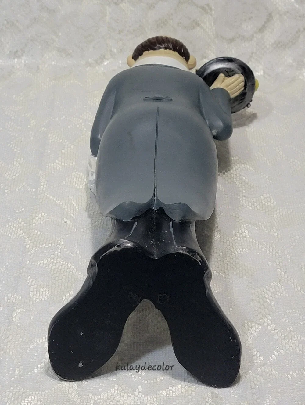 Vintage Resin Butler Figurine Long Nose Fruit Tray Statue 16” Tall Kitchen Decor - Picture 16 of 16